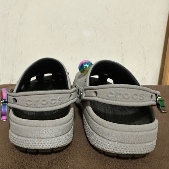 CROC DAY X CROCS CLASSIC CLOG 20th ANNIVERSARY REFLECTIVE CROC SPECIAL / LIMITED - Picture 6 of 11